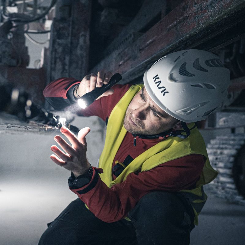 Ledlenser P7R - zaklamp - oplaadbaar - 2.000 lumen - 330 m - IP68